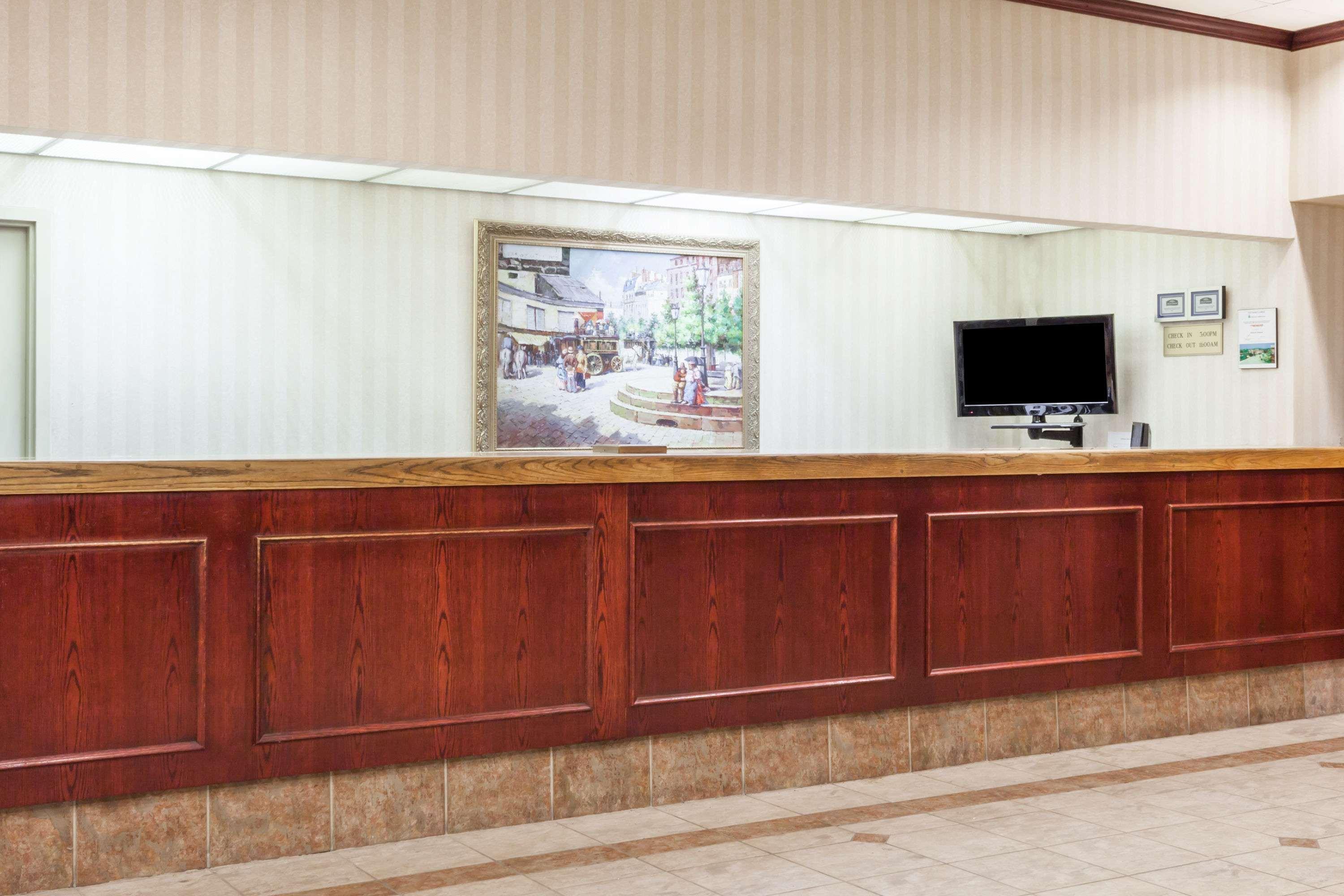 Toronto East Inn Exterior photo